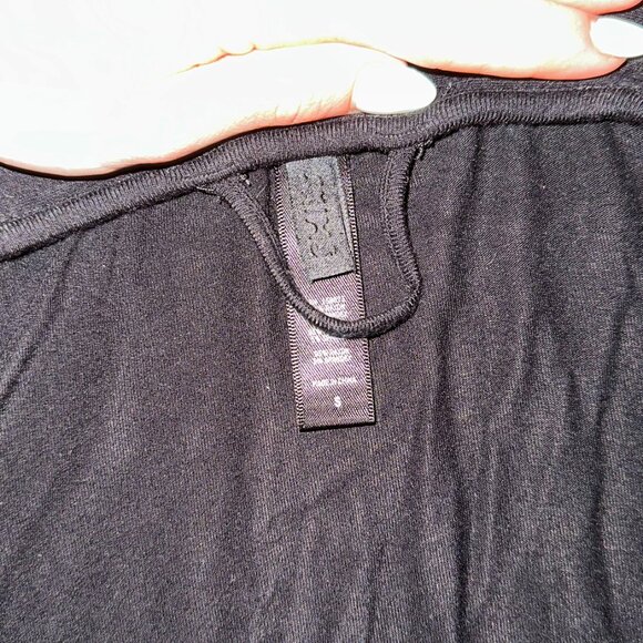 Skims Robe - Picture 5 of 5